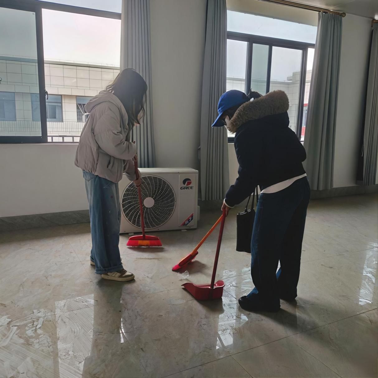 b15a046ee8b477d3a5d7e95753653b73